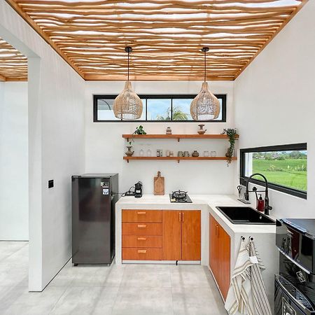 Botanique Villa & Studio Танах Лот Экстерьер фото